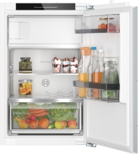 KIL22ADD1 Einbau-Kühlschrank mit Gefrierfach, 88 x 56 cm, Flachscharnier mit Softeinzug